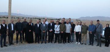 بازدید خبرنگاران خارجی از مناطق آسیب‌دیده جنگ خمین