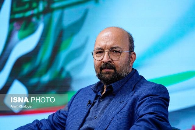 امام: مردم از مسئولان شفافیت درباره نتایج عملکرد می‌خواهند