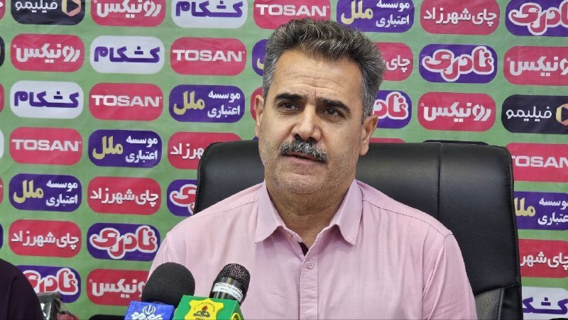 سرمربی صنعت‌نفت آبادان: حمایت هواداران، کلید بازگشت به مسیر موفقیت