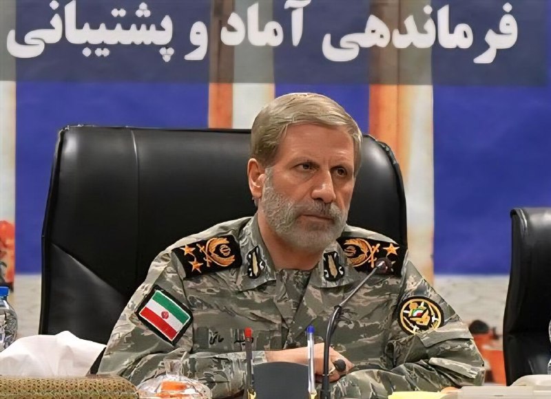 فرمانده کل ارتش: پرستاری رسالتی مقدس و انسانی است