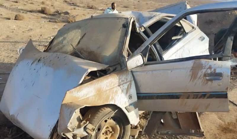 برخورد خودرو با تریلی در محور زاهدان - بم؛ ۹ نفر جان باختند