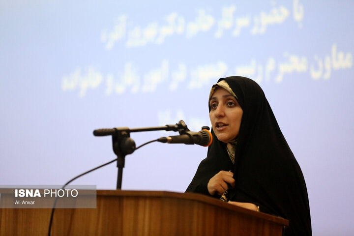 معاون رئیس‌جمهور: بیش از ۷۰ درصد حاضران در میدان‌ها، زنان هستند