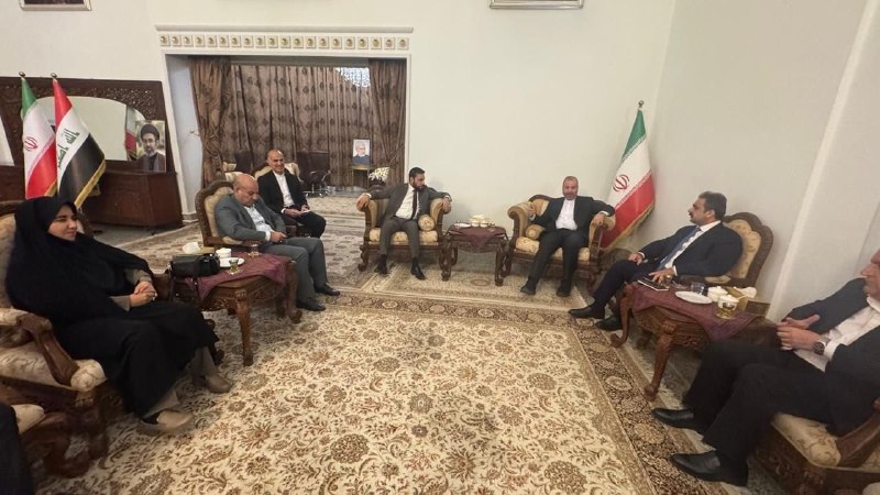 دیدار سفیر ایران در بغداد با مسئولان گذرگاه‌های مرزی عراق