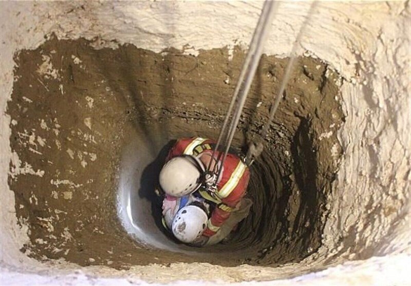 مصدومیت سه نفر در حادثه سقوط در چاه نظرآباد البرز