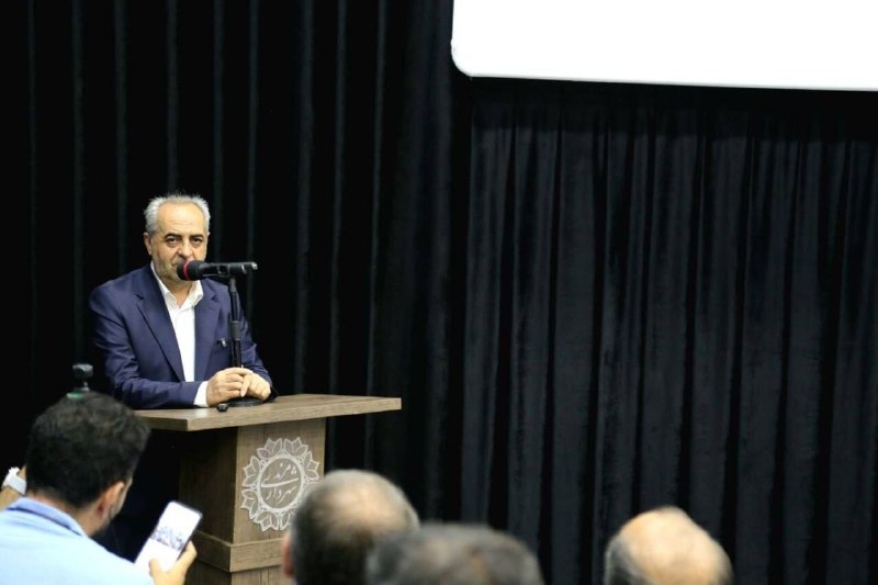 استاندار آذربایجان شرقی: پیگیری حقوق تراکتور و صیانت از هواداران در دستور کار است