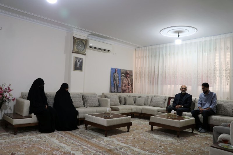 دیدار رئیس ستاد کل نیروهای مسلح با خانواده شهید سرلشکر محمد صالح اسدی