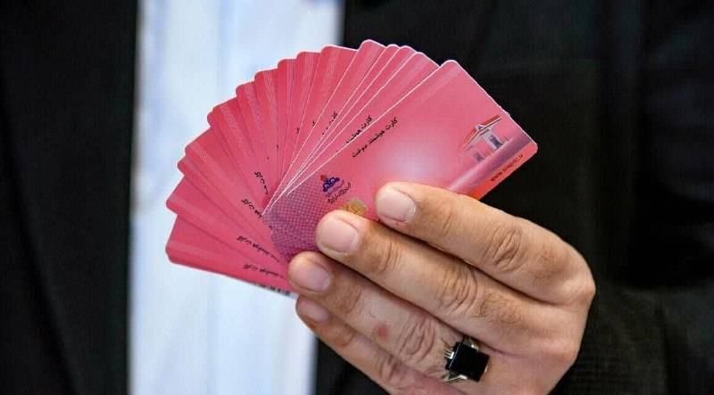 توقیف یک خودرو با ۱۷۶ کارت سوخت در سیریک هرمزگان
