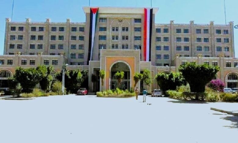وزارت خارجه یمن: سکوت جامعه جهانی مجوز ادامه حملات عربستان است