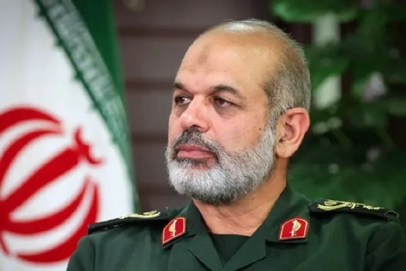 فرمانده کل سپاه: پرستاران با روحیه زینبی در برابر سختی‌ها استوار ایستاده‌اند