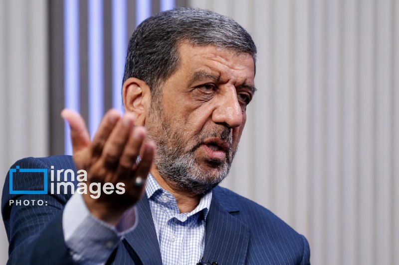 ضرغامی: نمادهای بازدارندگی آمریکا در منطقه مقابل ایران ذلیل شدند